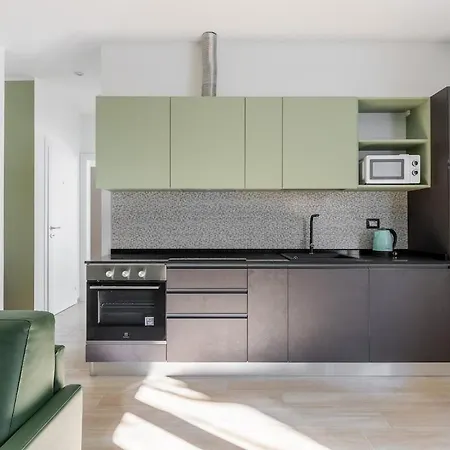 Giorgi Homes - Apartment
