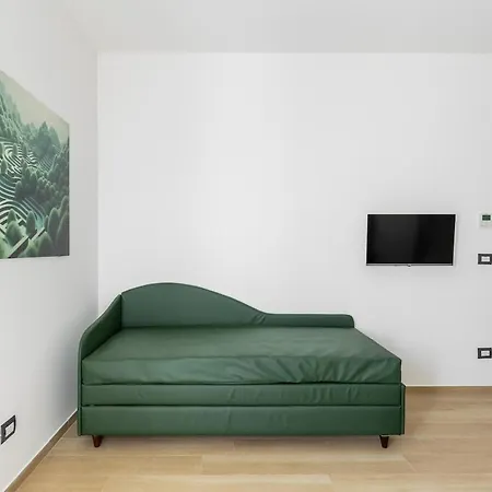 Апартаменты Giorgi Homes - *